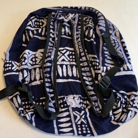 Vegan Backpack. - Picture 2 of 7